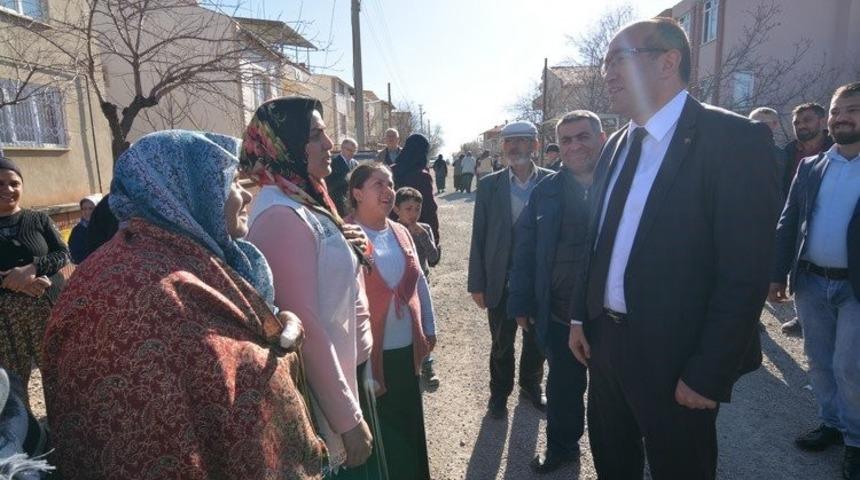 Başkan Mustafa &Ccedil;&ouml;l&rsquo;e ev ziyaretinde davul ve zurnalı karşılama