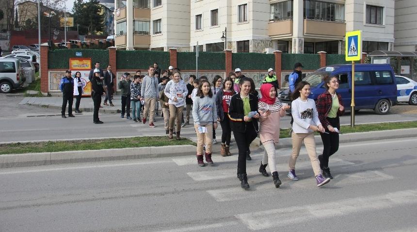 &Ouml;ncelik Hayatın, &Ouml;ncelik Yayanın