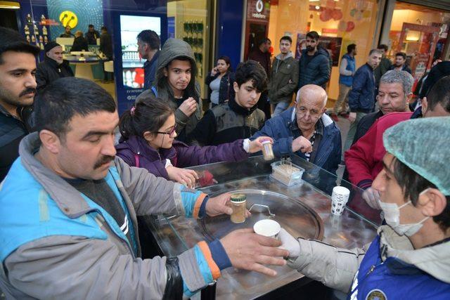 Diyarbakır’da ikram arabaları hizmet vermeye başladı