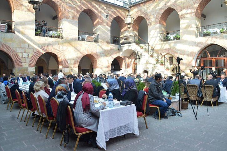MHP, Belediye Meclis Üyelerini tanıttı G5