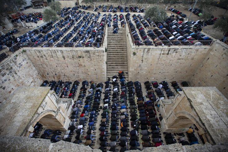 Bu kapı 16 yıl sonra açıldı! Yüzlerce kişi akın etti G5