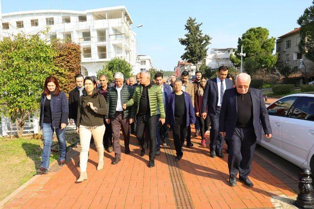 Başkan adayı Sözen, seçim çalışmalarını sürdürdü