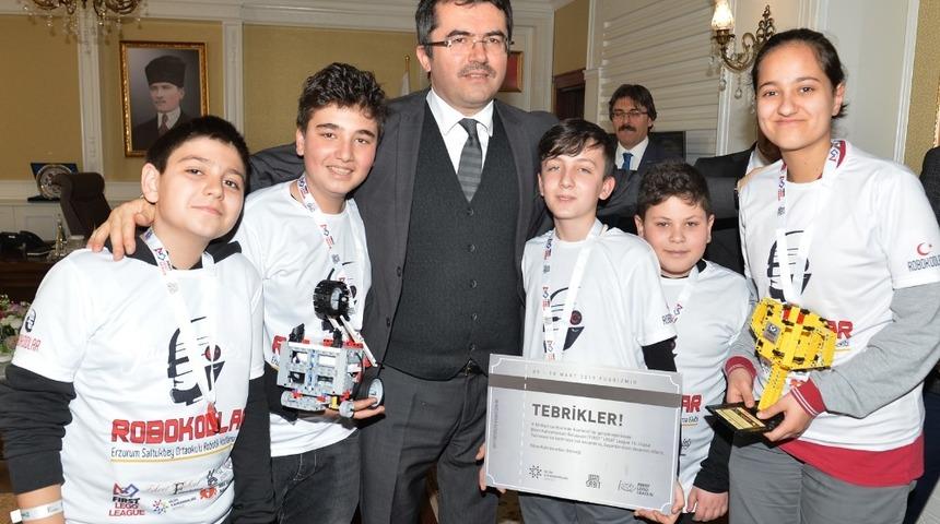 Vali Memiş&rsquo;in &ccedil;abaları ilk meyvesini verdi