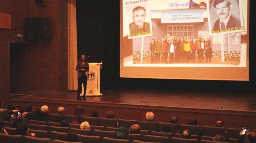 Prof.Dr. &Uuml;lk&uuml; Sayın, memleketi Kırşehir&rsquo;de ilk konferansını verdi