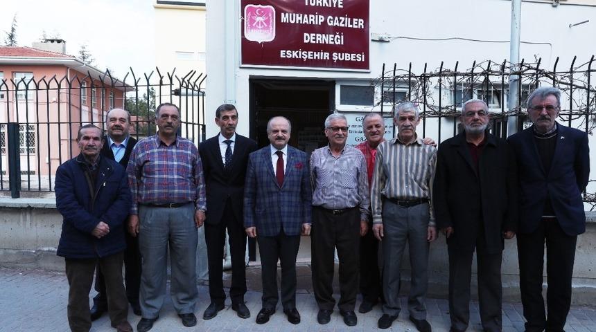 Vali Çakacak’tan Türkiye Muharip Gaziler Derneği’ne ziyaret