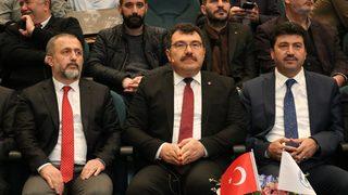 DÜZELTME - TÜBİTAK Başkanı Hasan Mandal, üniversitelilerle buluştu başlıklı haberimizin spot, giriş ve içeriğindeki 517 öğrenci yurt dışına gönderilecek ifadesi, 517 burs pozisyonu var şeklinde değiştirilmiştir. 
Haberimizi düzelterek yeniden yayıml