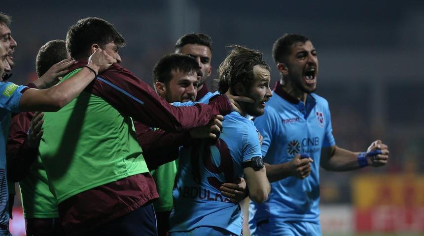 Abdülkadir Parmak: Ben 24 sene bu formayı giymeyi bekledim, kuzenim de kanseri  yenecek!