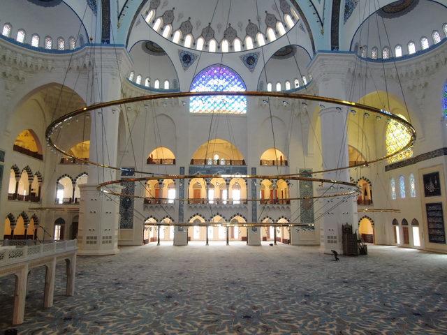  7 Mart'ta ibadete açılacak Çamlıca Camii'nde son durum