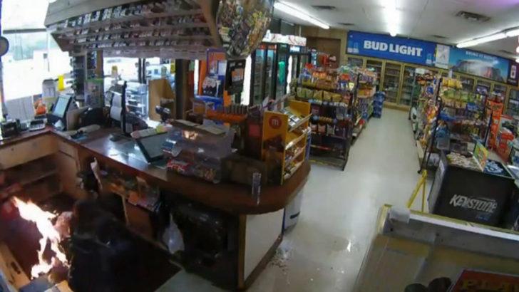 Psikopat soyguncu kadını yaktı!  G5