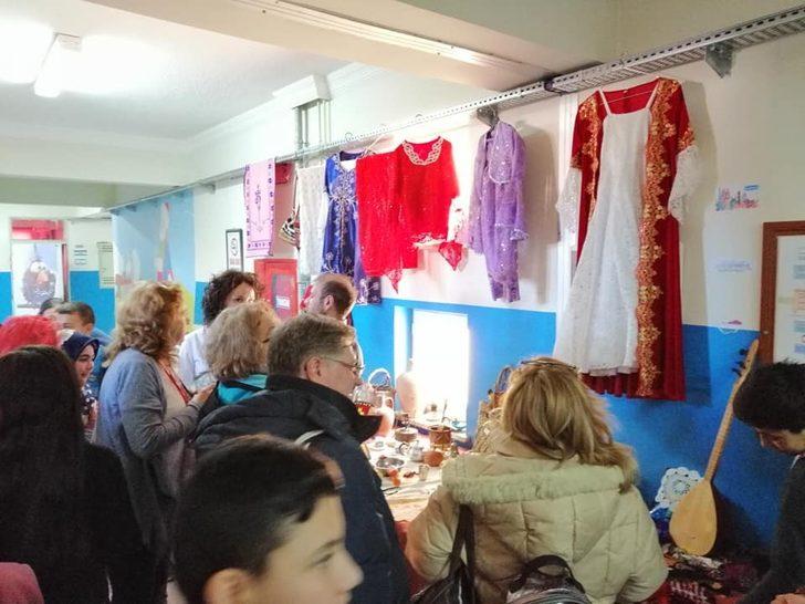 Avrupa’dan gelen proje ekibi Çavdarhisar’a hayran kaldı G2