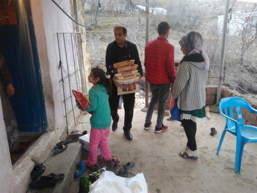 İHA&rsquo;nın haberini duyan yardıma koştu