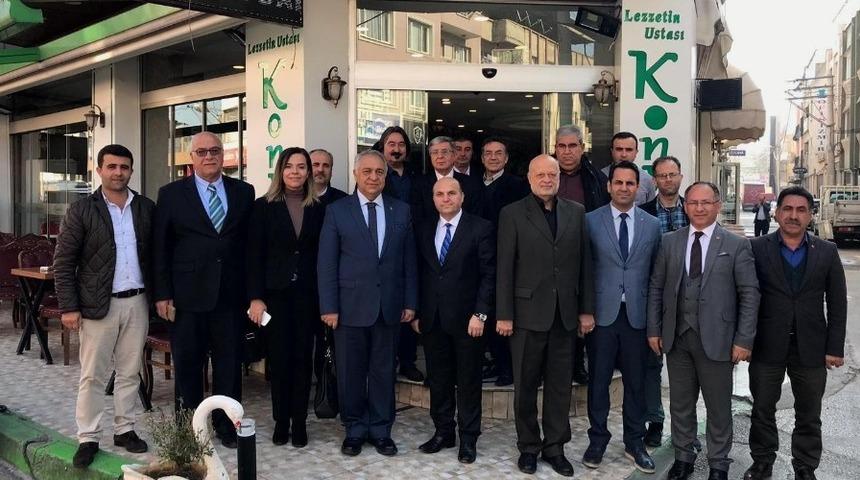 AK Partili Doğan: "Karabağlar betondan bir &ccedil;&ouml;le d&ouml;nm&uuml;ş"