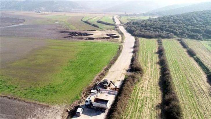 İzmir’de düdenlerin oluştuğu bölge trafiğe kapatıldı  G2