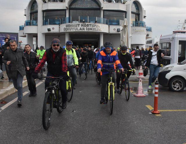 CHP'nin adayı Soyer, ilk projesini bisiklet turundan sonra açıkladı