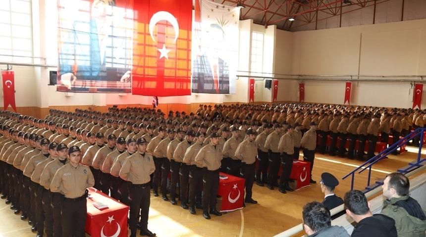 &Ccedil;ankırı&rsquo;da 399 bek&ccedil;inin mezuniyet heyecanı