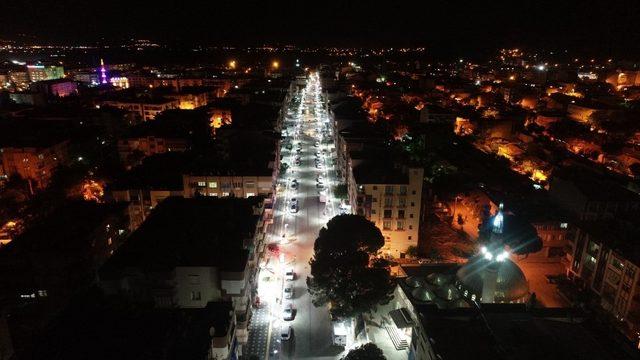 Salihli’nin prestij caddeleri yeni yaşam alanı kazandırdı