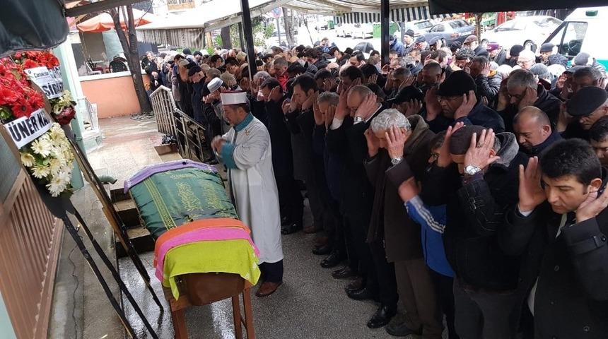 Başdanışman Alag&ouml;z&rsquo;&uuml;n acı g&uuml;n&uuml;