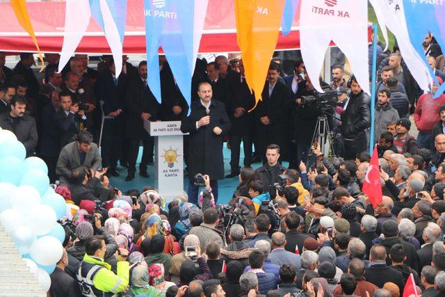 Bakanı Gül: Dönme dolap hikayeleriyle bu millet size asla oy vermez