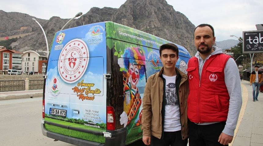 Mobil Gençlik Merkezi köy okullarındaki 2 bin öğrenciye ulaşacak