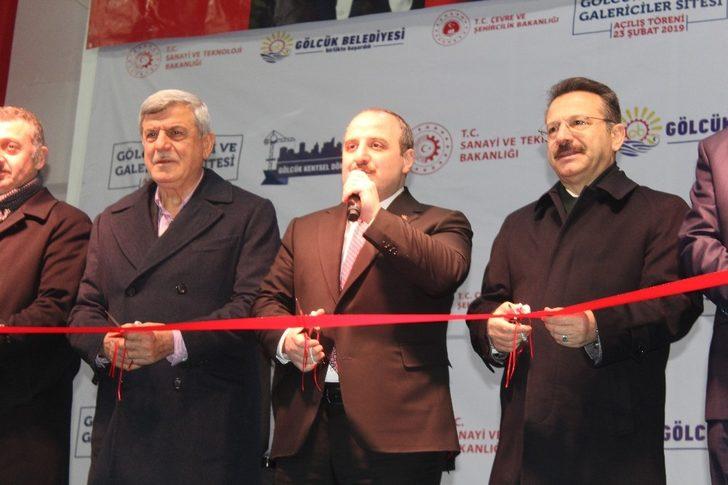 Bakan Varank açılışını yaptığı sanayi sitesinde kaynak yaptı G4