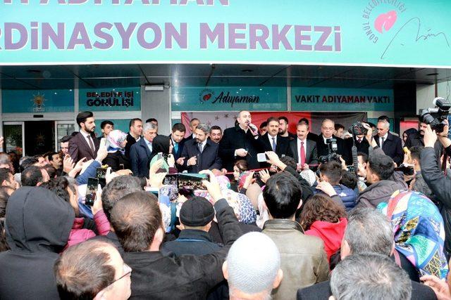 Bakan Gül: “Topunuz bile gelseniz bu millet size değil, AK Parti’ye desteğini verecektir”