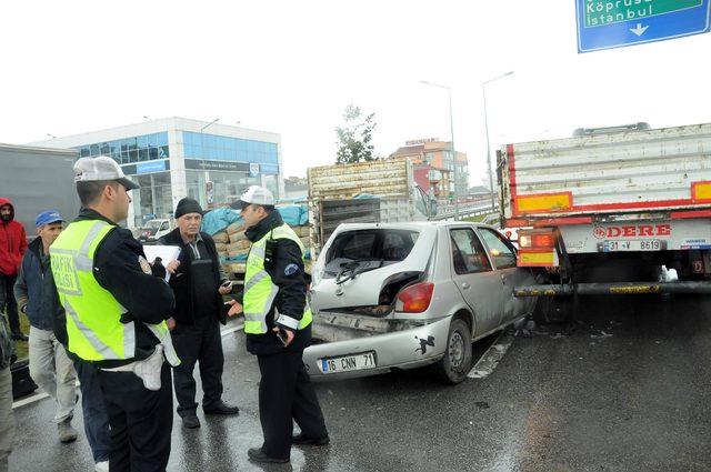 Yalova’da zincirleme kazada 'tabelalar şaşırtıyor' iddiası