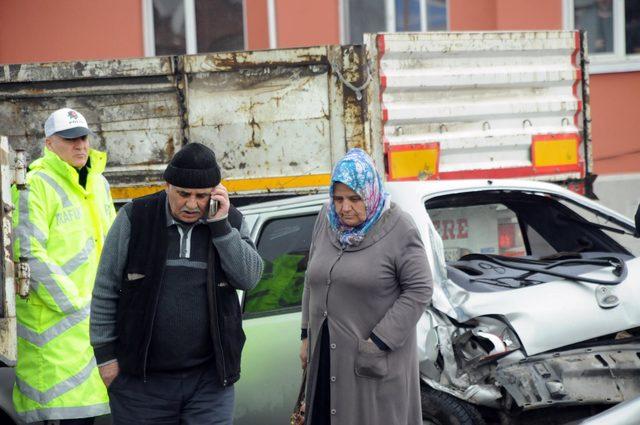 Yalova’da zincirleme kazada 'tabelalar şaşırtıyor' iddiası