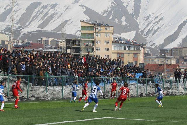 Hakkarigücüspor evinde 2-1 mağlup oldu