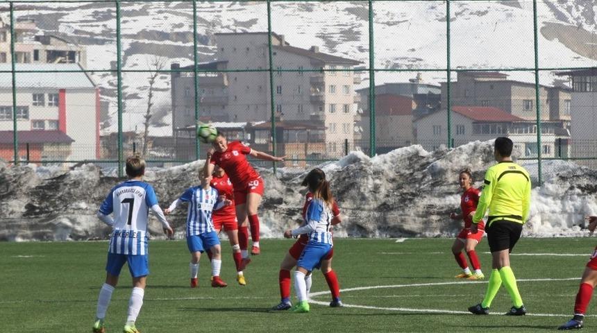 Hakkarigücüspor evinde 2-1 mağlup oldu
