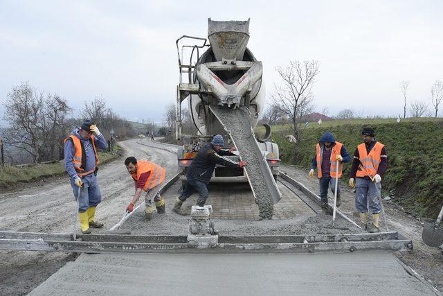 Tekkeköy beton yollarla örülüyor