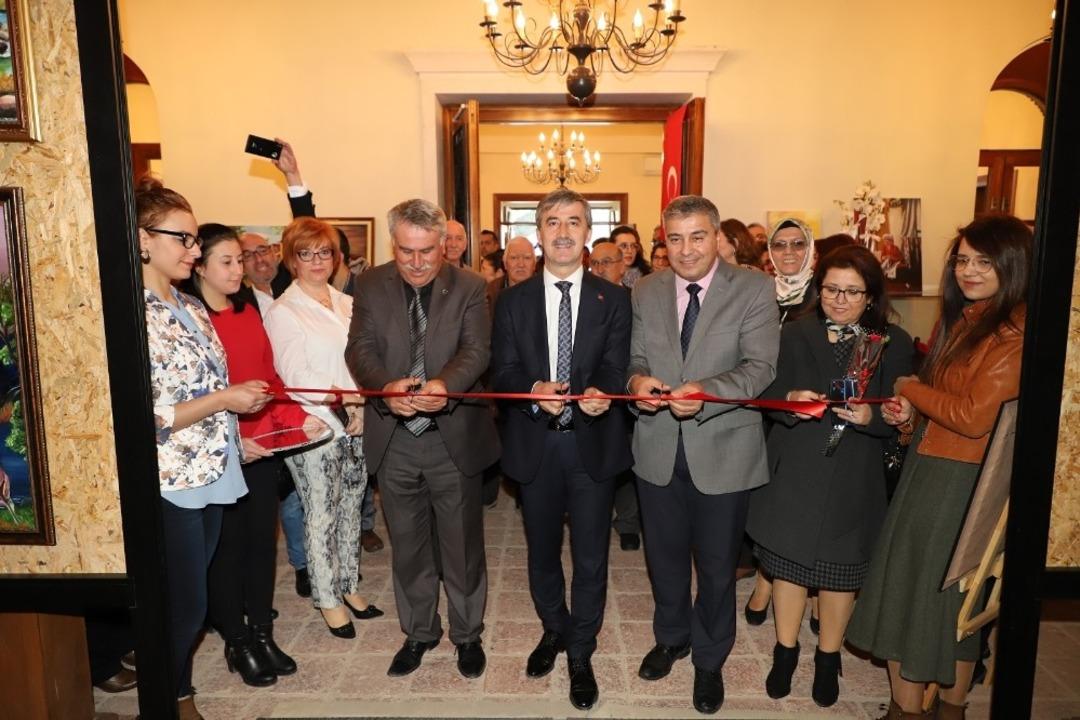 Turgutlu&rsquo;nun renkleri resim sergisiyle hayat buldu