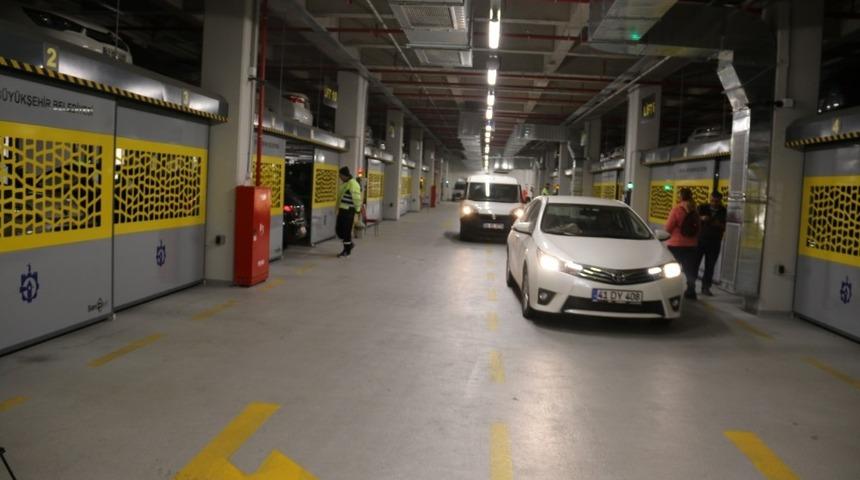 Bu otopark ayda 20 bin araca ev sahipliği yapıyor