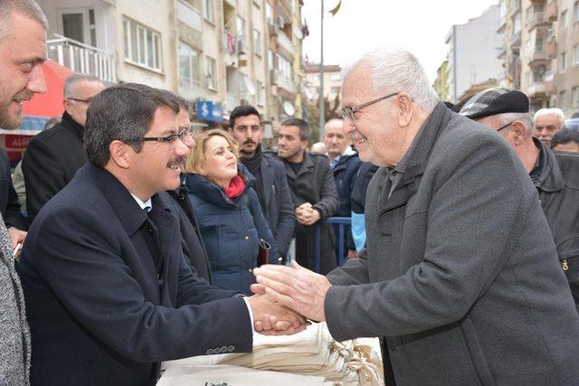 Şehzadeler Belediyesinden 2 bin adet çevreci çanta