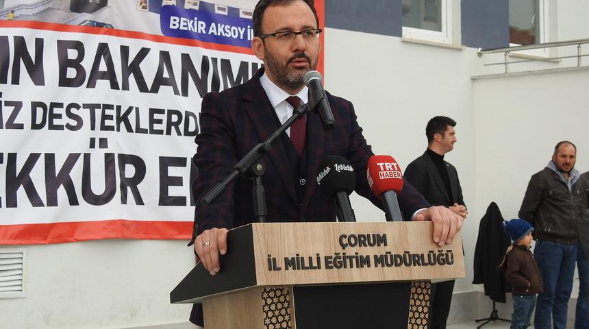 Bakan Kasapoğlu: Spor alanında &ccedil;ok tesis yaptık, daha fazlasını yapacağız (2)