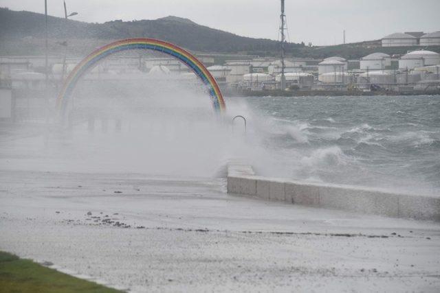 Meteoroloji’den Aliağa için kuvvetli fırtına uyarısı