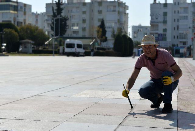 Muratpaşa Kent Meydanı’na dev Türkiye haritası çizilecek