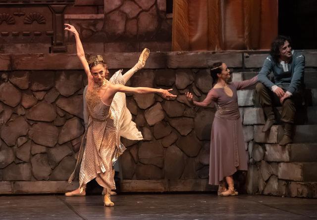  Hamlet  balesi kapalı gişe 2