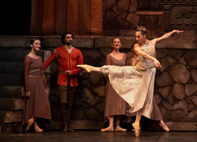  Hamlet  balesi kapalı gişe 3