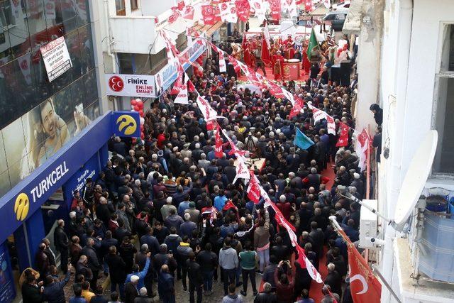 Dülgeroğlu Seçim Koordinasyon Merkezi’ni açtı