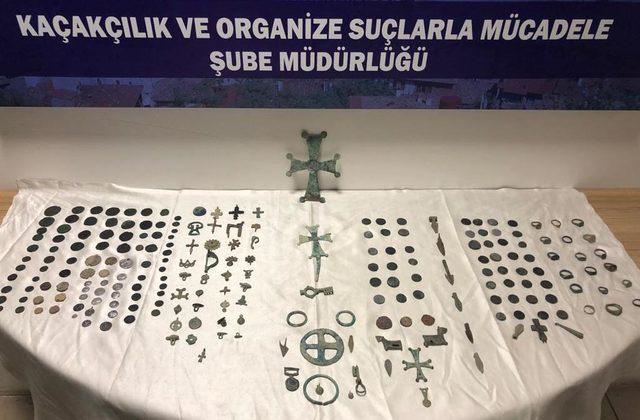 Otomobilden 227 parça tarihi eser çıktı