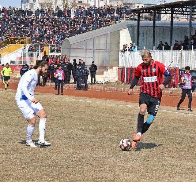 TFF. 3. Lig: Van Büyükşehir Belediyespor: 0 - Yeni Altındağ Belediyesispor: 0