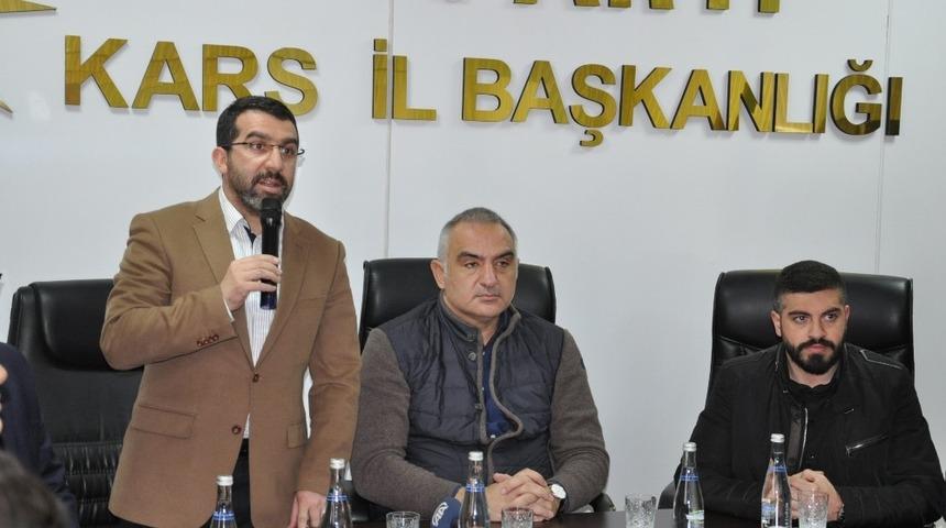 Bakan Ersoy, Ak Parti Kars İl Başkanlığını ziyaret etti