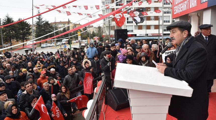 Başkan Ata&ccedil;&rsquo;ın se&ccedil;im iletişim merkezi a&ccedil;ıldı