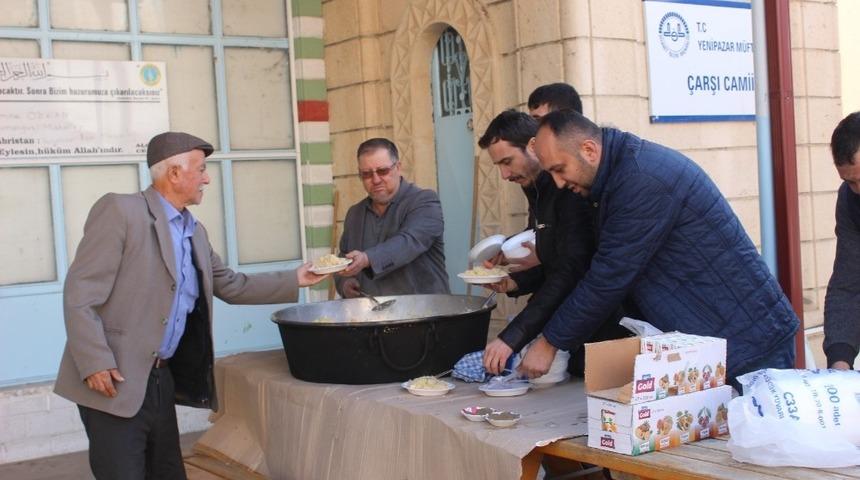 Yenipazar’da muhtar adaylarının yarışı