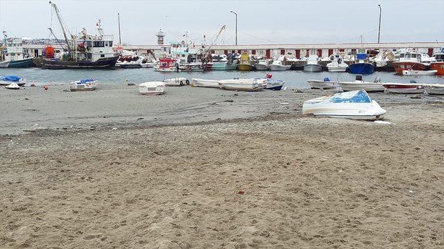 Tekirdağ'da deniz suyu 30 metre çekildi<br />
