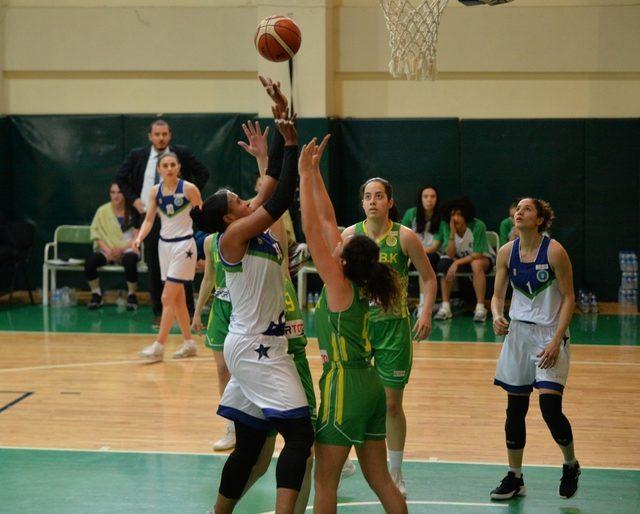 TKBL: Bursa Büyükşehir Belediyespor: 79 - İstanbul Üniversitesi Gelişim: 58