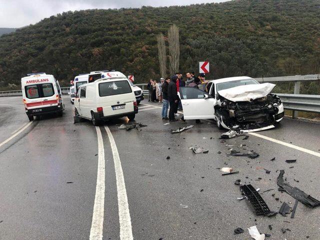 Bursa'da kaza: 5 yaralı 