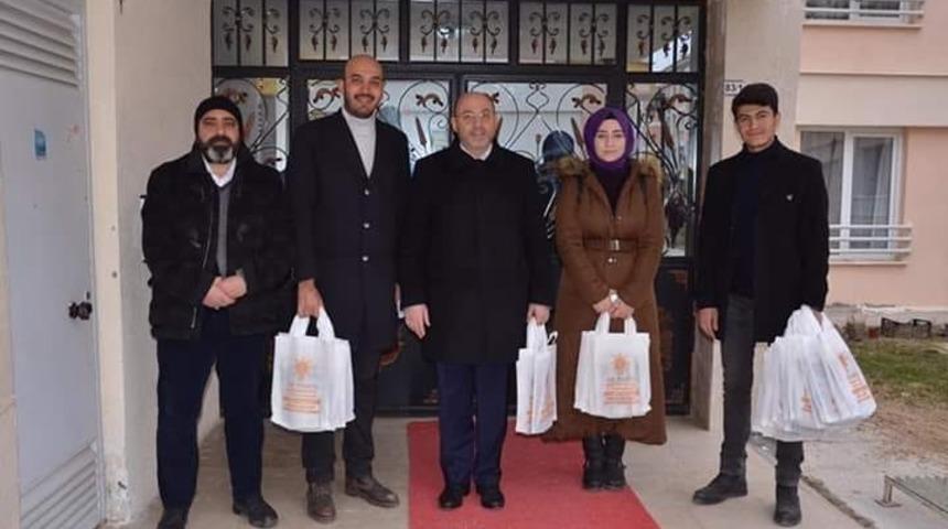 Ali &Ccedil;etinbaş: İşini g&ouml;n&uuml;lden yapanlar g&ouml;n&uuml;ller kazanır