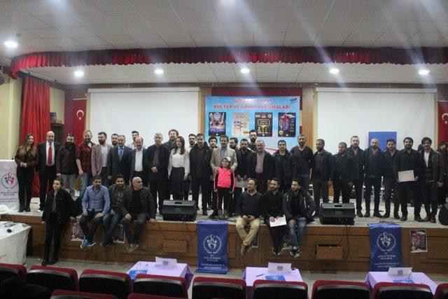 Vanlı gen&ccedil;ler hayallerini sahneye taşıdı 1