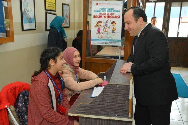 Milli Eğitim M&uuml;d&uuml;r&uuml; Yıldız, Gazi İmam Hatip Ortaokulunu ziyaret etti 2